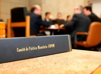 Copom e Fomc iniciam reuniões para discutir taxa básica de juros