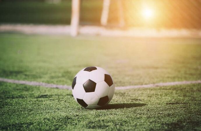 Mercado Bitcoin lançará time de futebol real gerenciado no metaverso