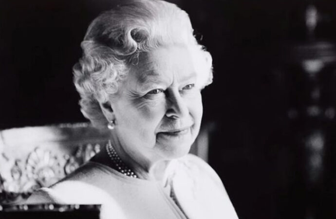 Rainha Elizabeth II morre aos 96 anos